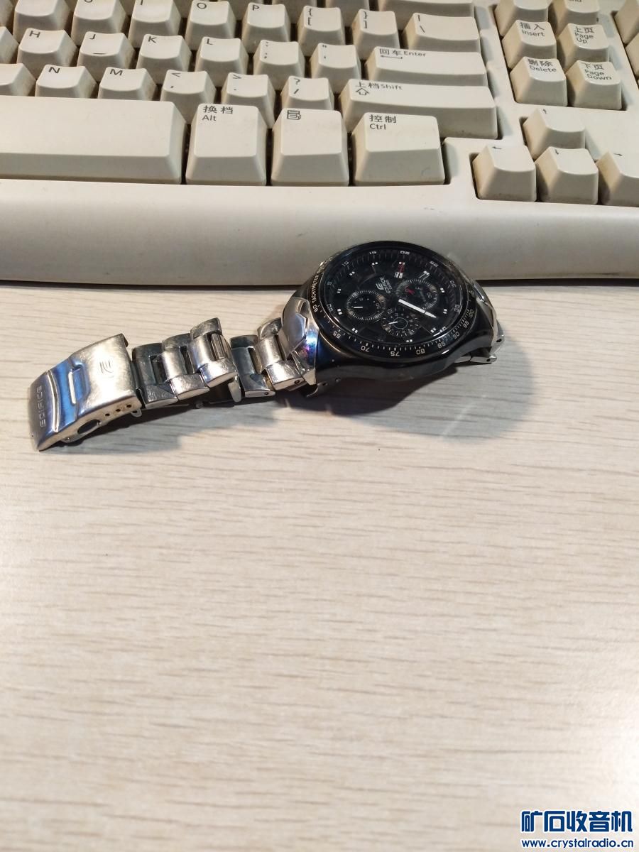 收到 努比亚Z9无边框号称可以拍星星的手机 卡