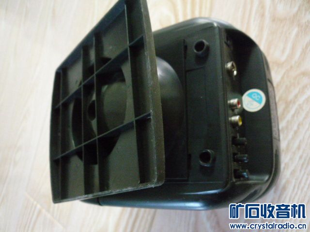 华通小彩电、数字表、晶体管测试仪、广告路由