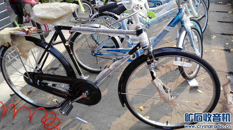 六、七十年代手表、照像机、自行车并列为奢侈