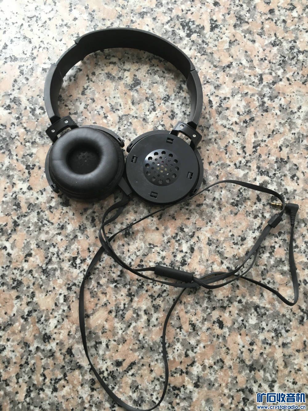 蓝牙小手机+小米充电宝+索尼耳机+飞利浦摄像