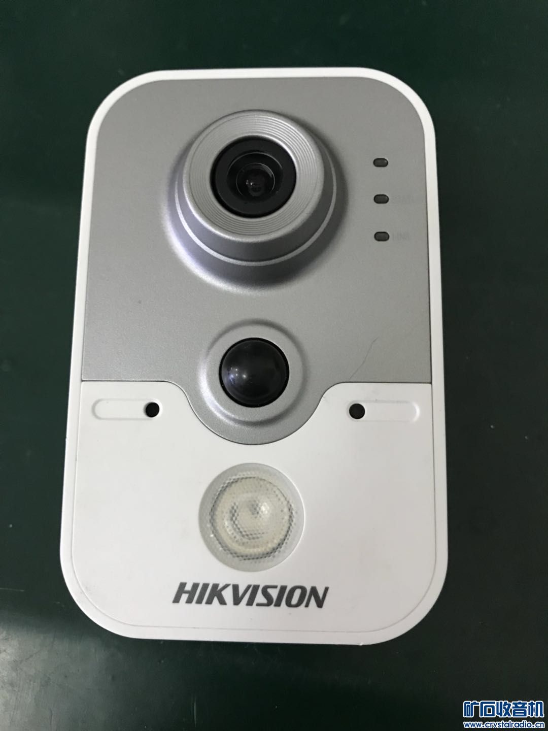 出一台海康卡片摄像头,带人体感应