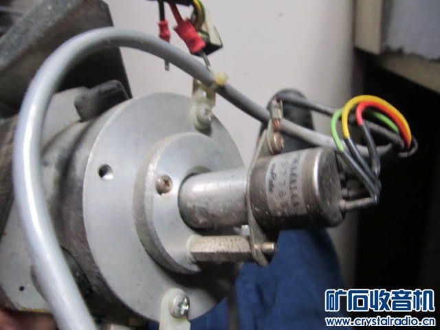 095328kz4bi7bk77iua013.jpg