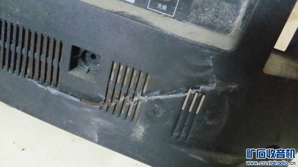 SONY KLA-32BX205碎屏电视机拆机出配件