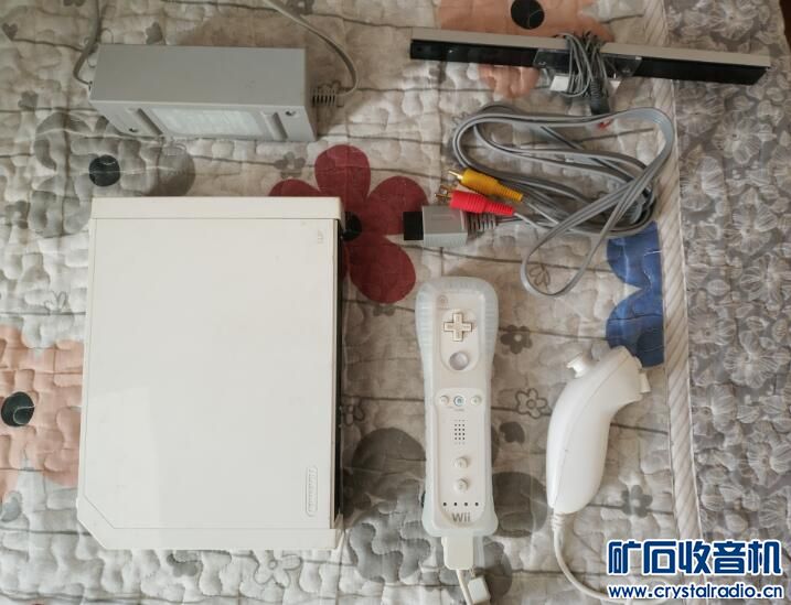 任天堂体感游戏机wii两套,索尼xzp g8142,1加3