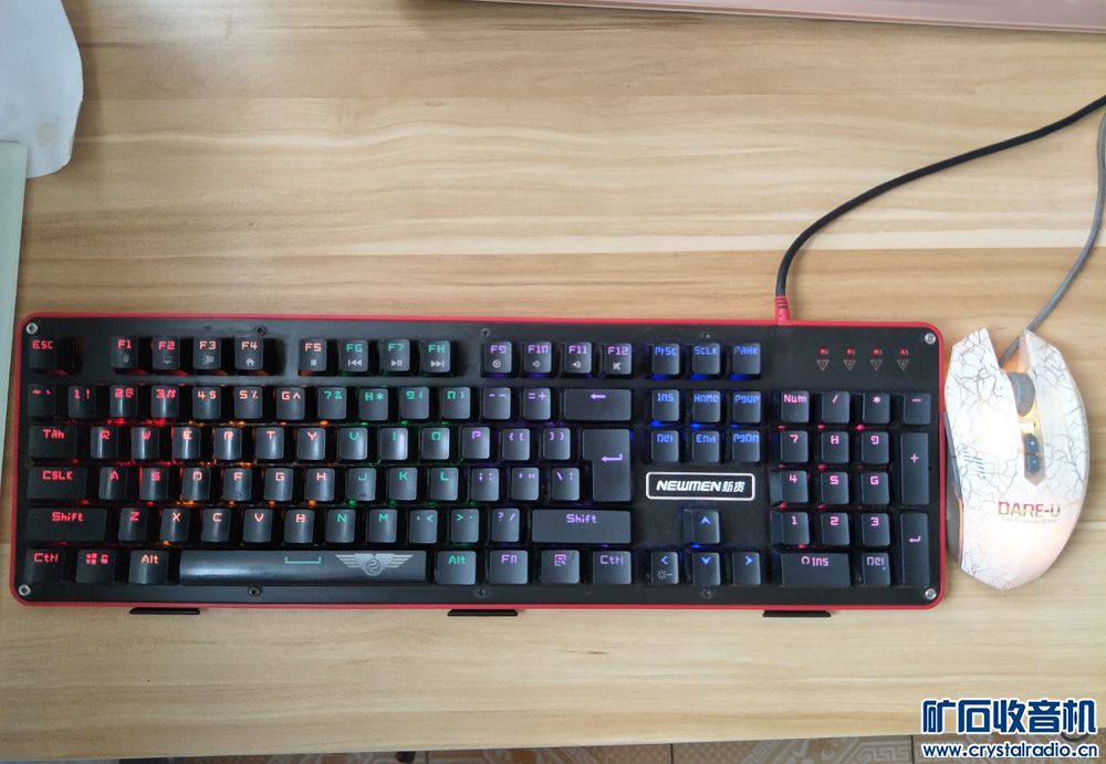 机械键盘轴怎么拔出来没拔轴器 161506uddt08tdb2tz0980.jpg