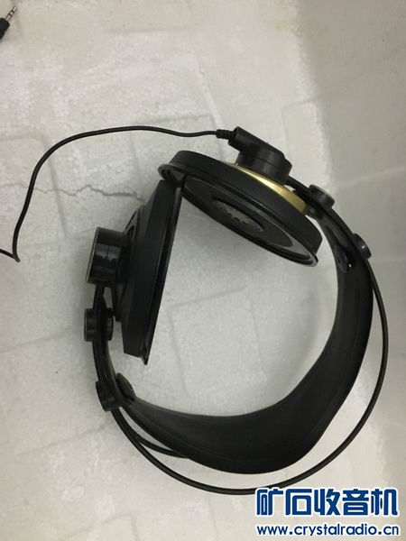 JBL 小音响 AKG耳机 插线板 摄像机