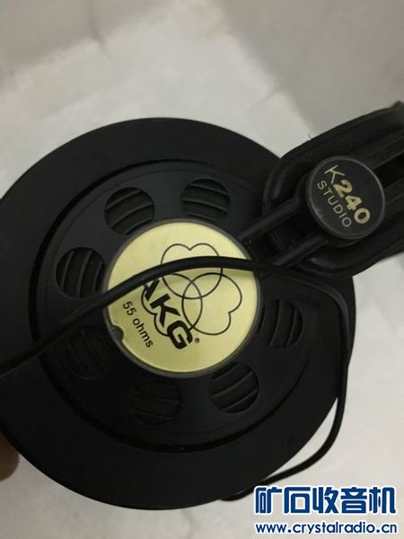 JBL 小音响 AKG耳机 插线板 摄像机