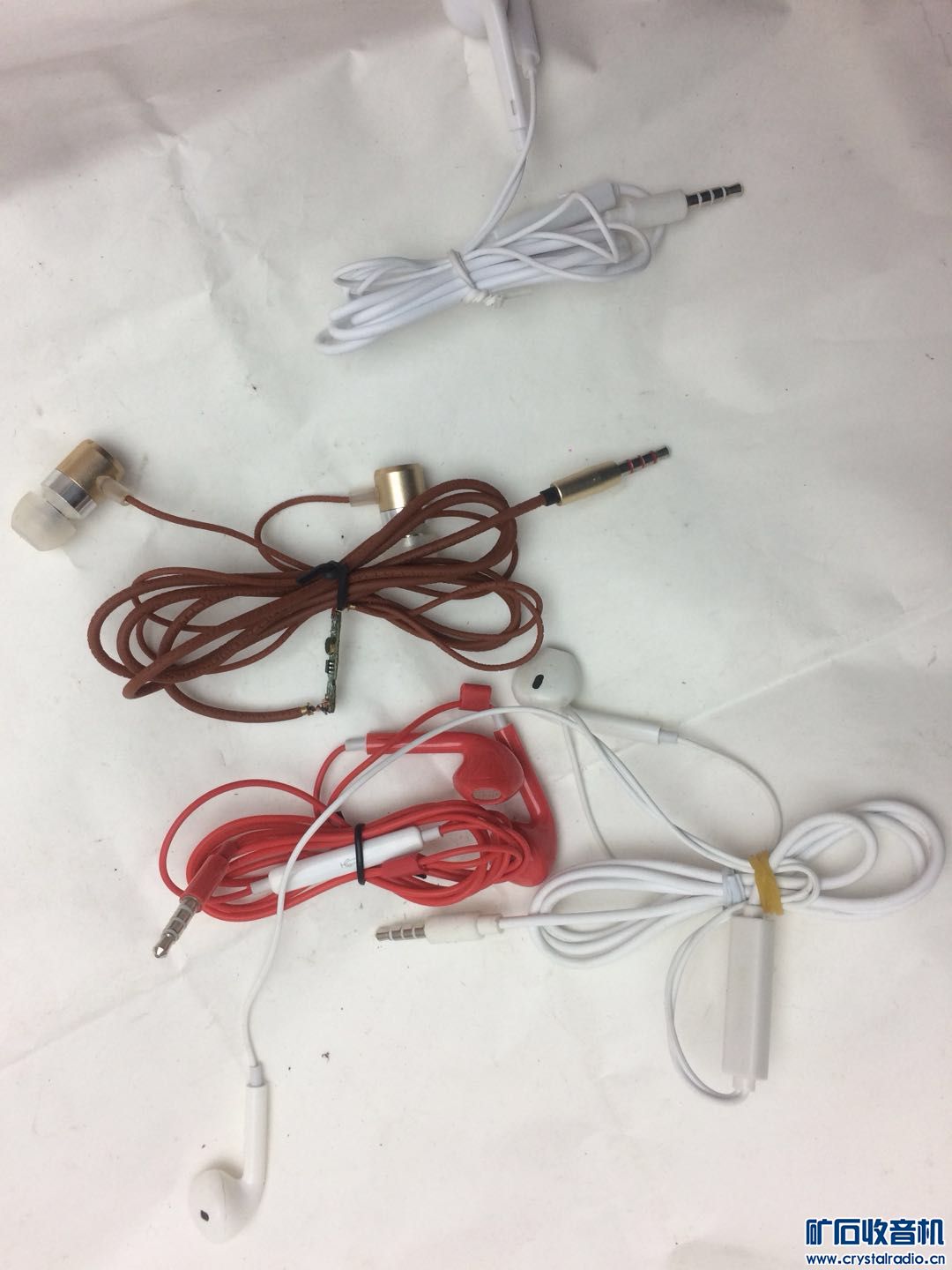 LED灯,小散热扇,安卓充电线,耳机,车用手机架,