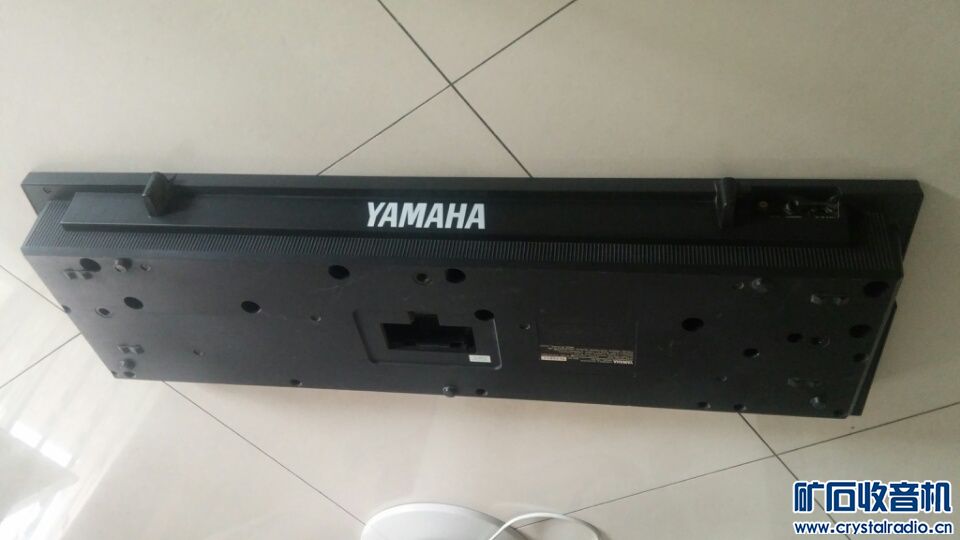 雅马哈KB100电子琴