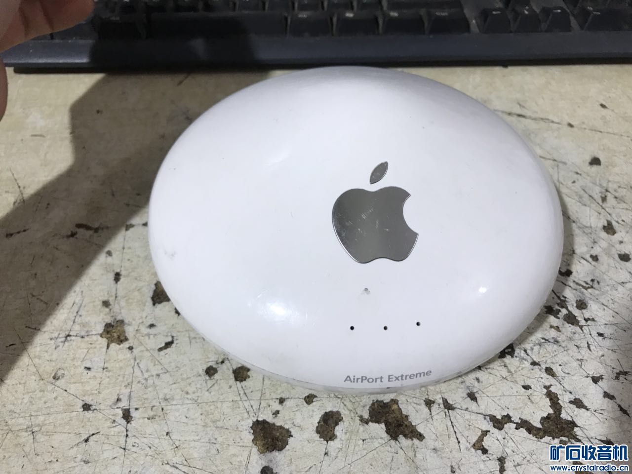 学生电脑 索尼收音钟 笔记本 投影 苹果路由器