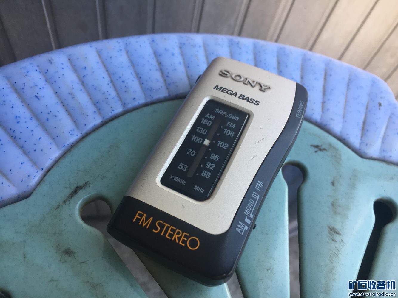 浦东高价出个索尼微型小收音机 音质优美 送三