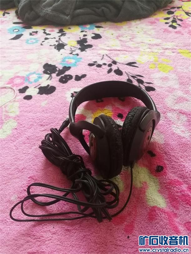 一个索尼头戴耳机,18包非偏远快递