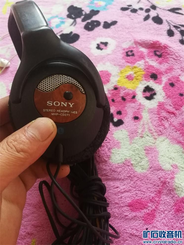 一个索尼头戴耳机,18包非偏远快递