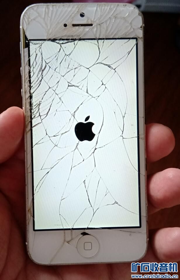 ipad mini6和air5哪个好 163403qcck8c887w3n8k88.jpg