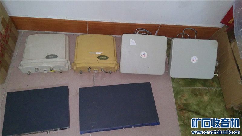 搬家出软路由、无线ap、电脑主机、变压器、