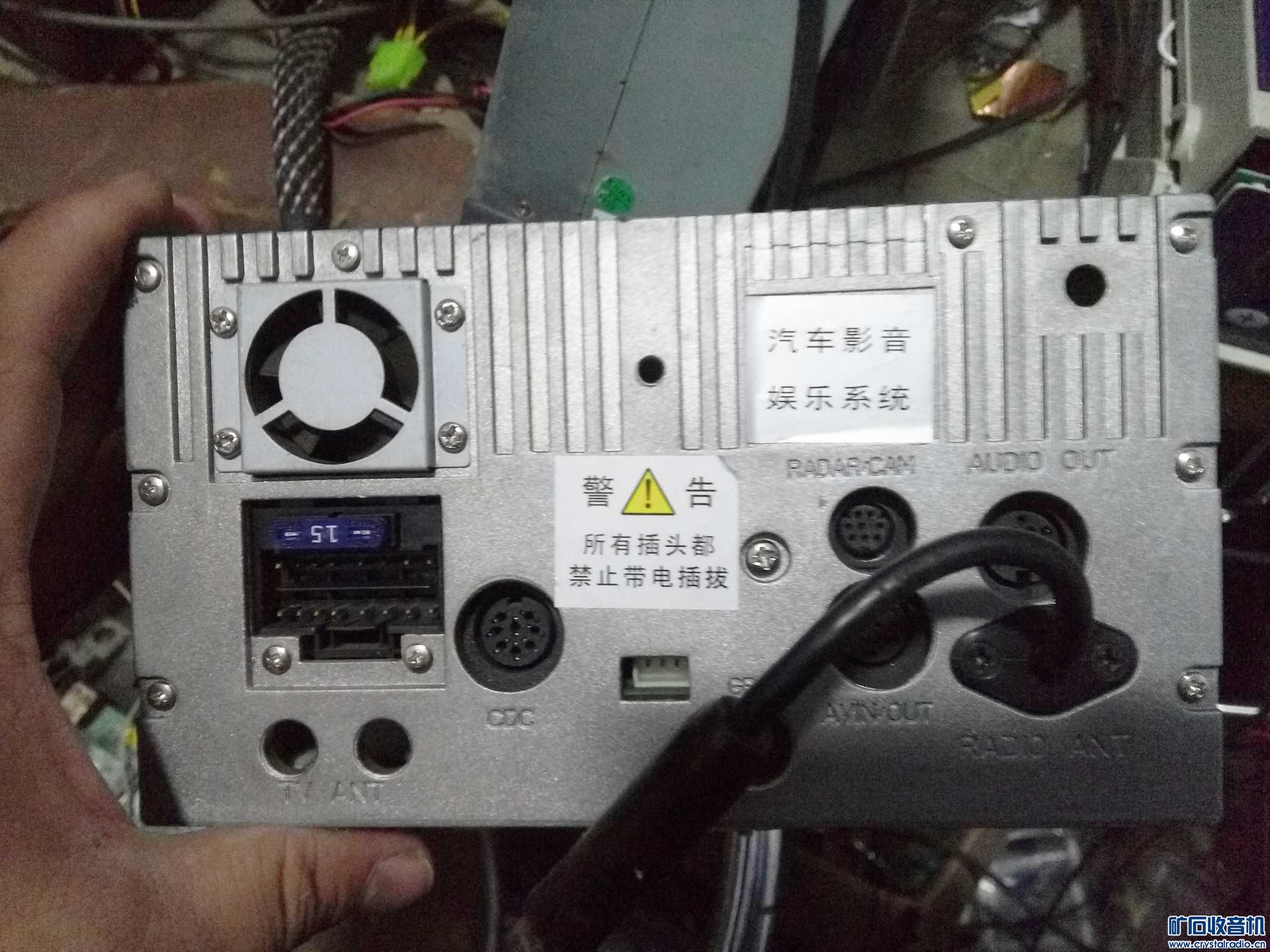 200315a2qyj70tv281vj2h.jpg