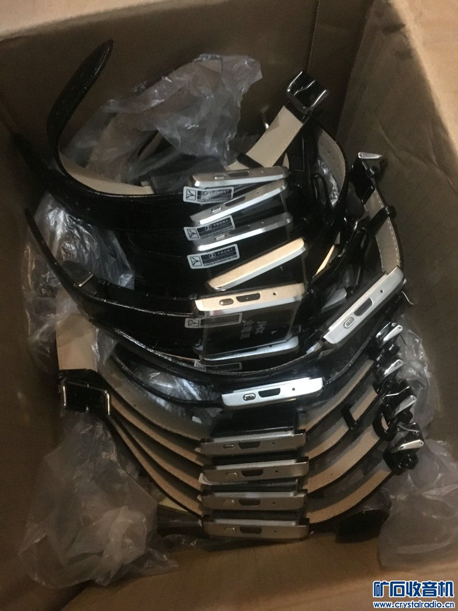 几十个电话手表,15元一个便宜处理,影视VIP卡