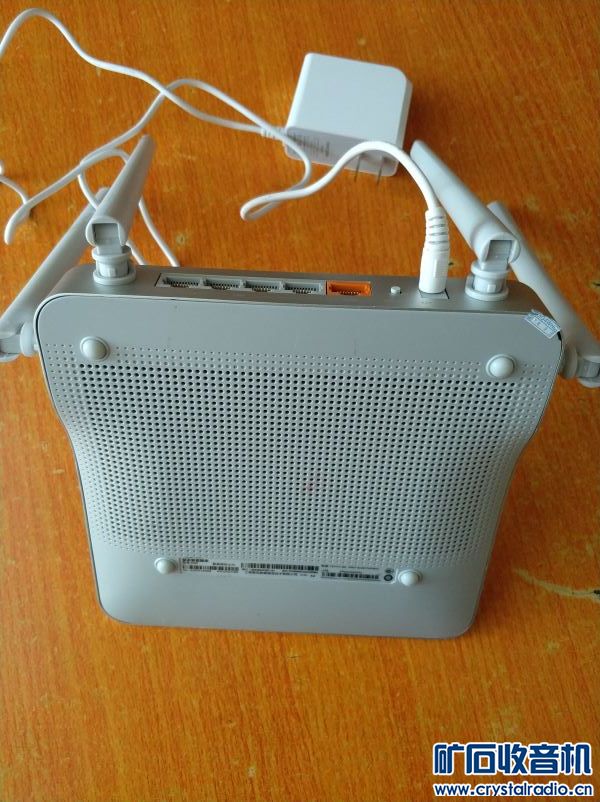 斐讯K2P路由器 索尼S84小收音机