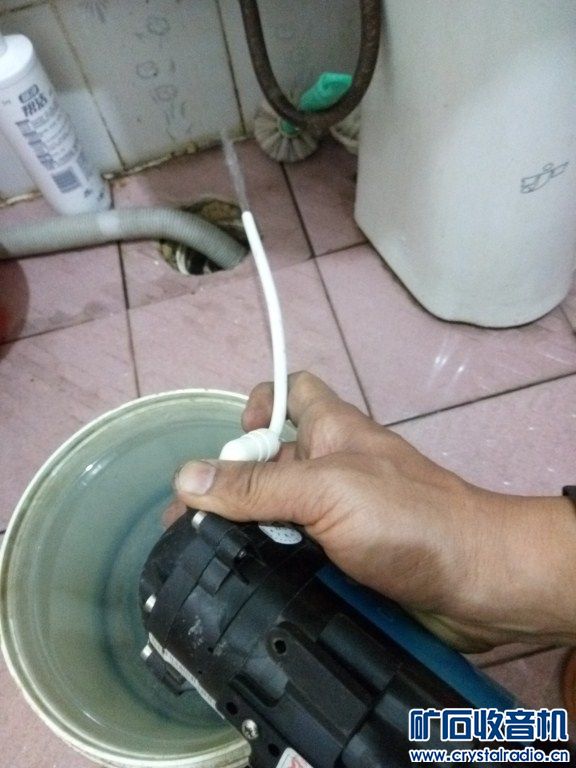 净水器怎么拆管不漏水 191409yd7i7afqwawjjtca.jpg