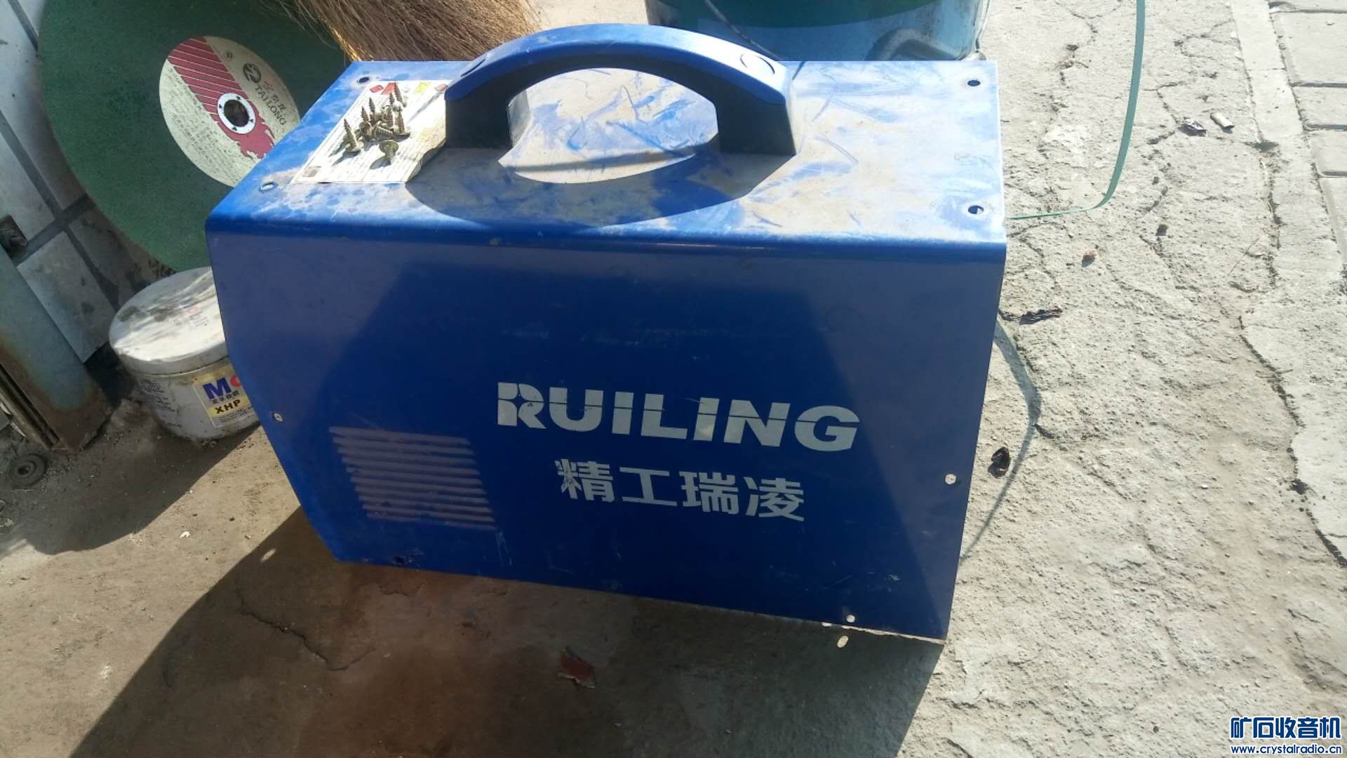 遇到台假电焊机