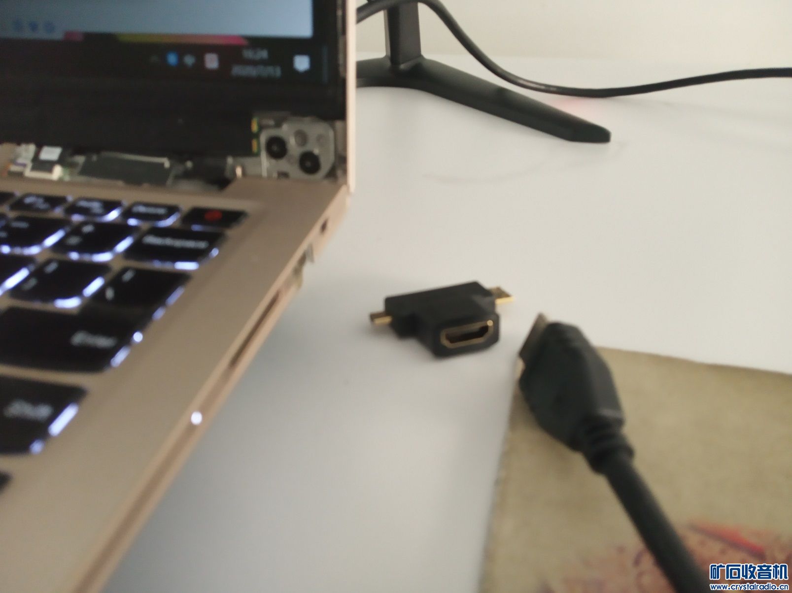 笔记本怎么换显示器 171708s1g0u31qrngmkqnq.jpg