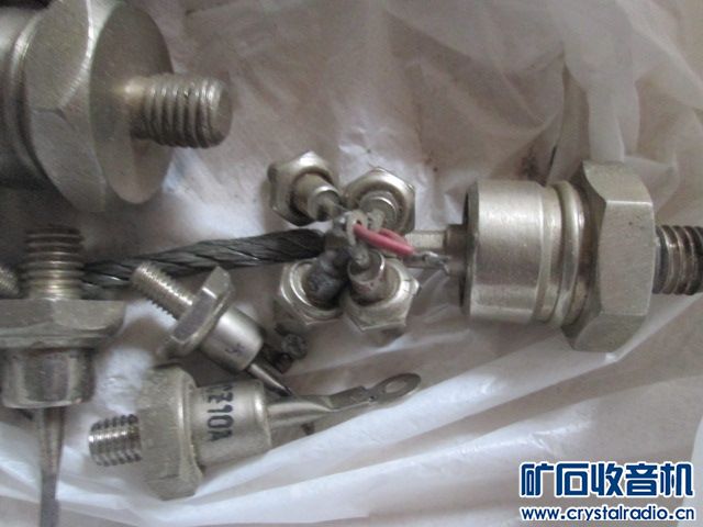 Ƭ 047.jpg