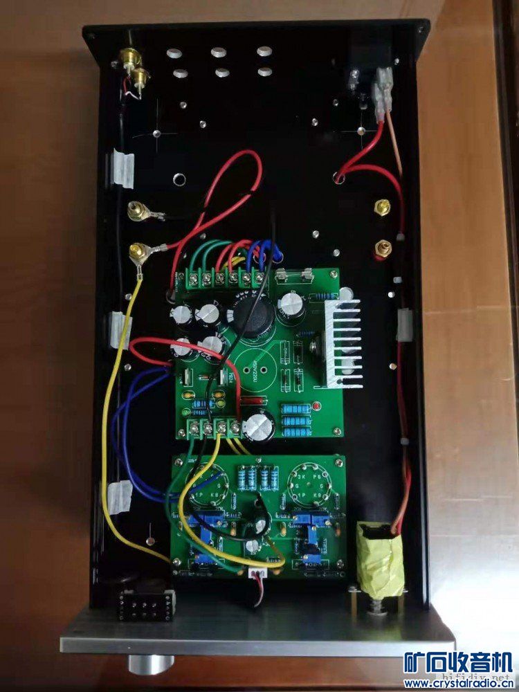 215516zg892vee823yexwc.jpg