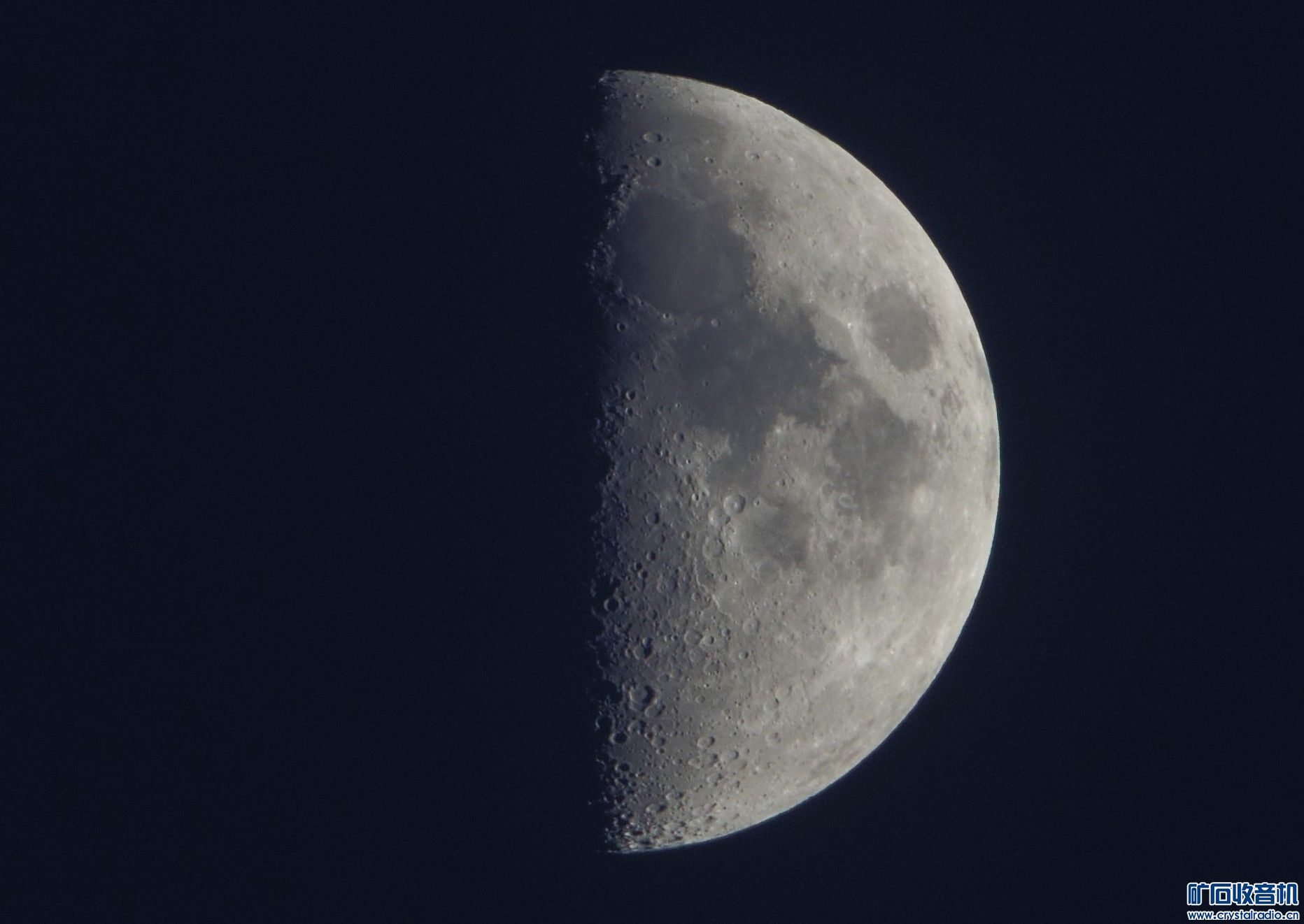 N720 Q10  8195.jpg