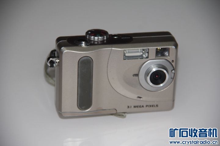 富士早期数码相机，光学取景，没测试，35元
