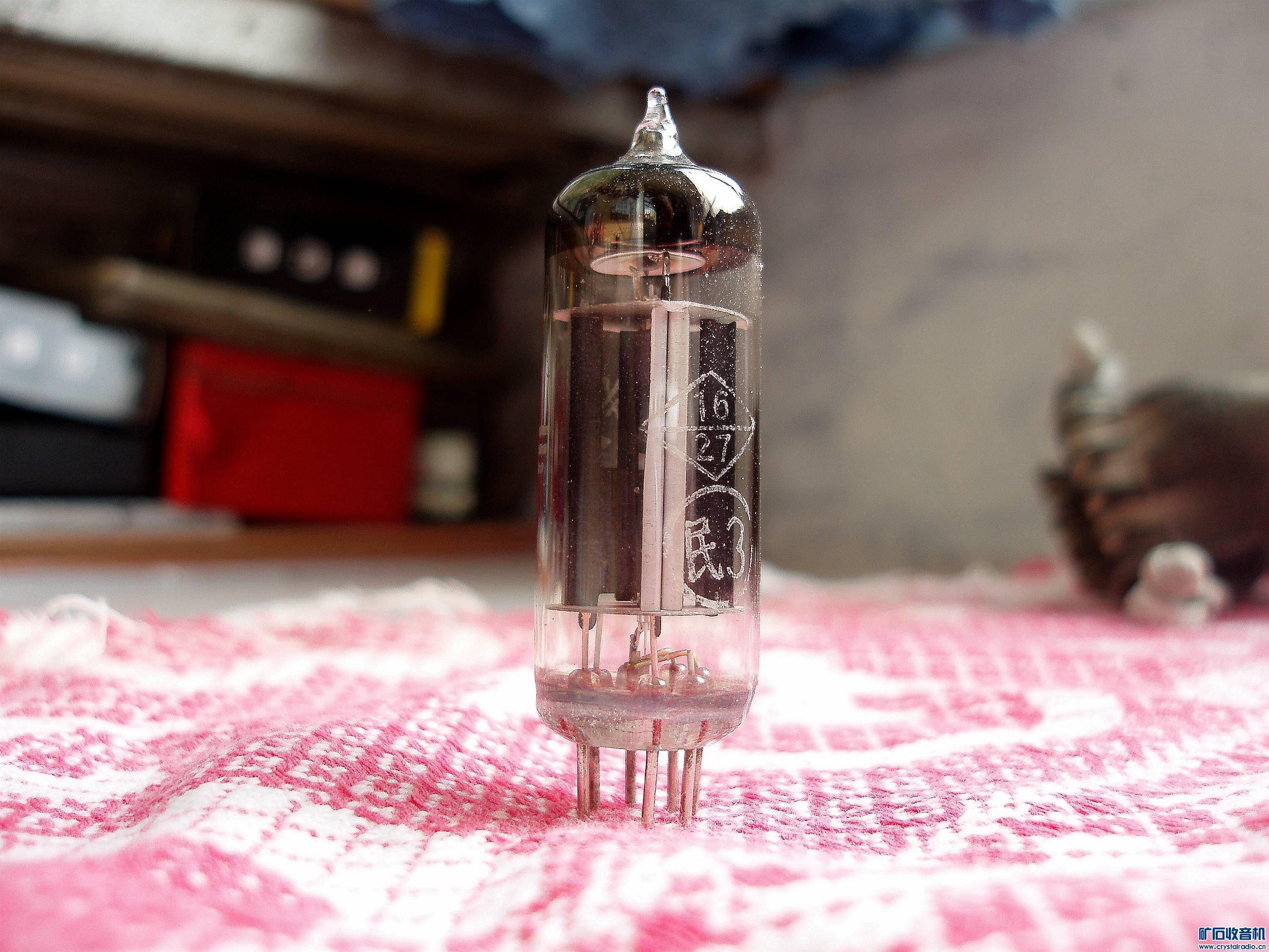 〓我们看一枚1957年9月的苏联型号电子管6Ц4П！〓 - 〓原创摄影天地〓 - 矿石收音机论坛 - Powered by Discuz!