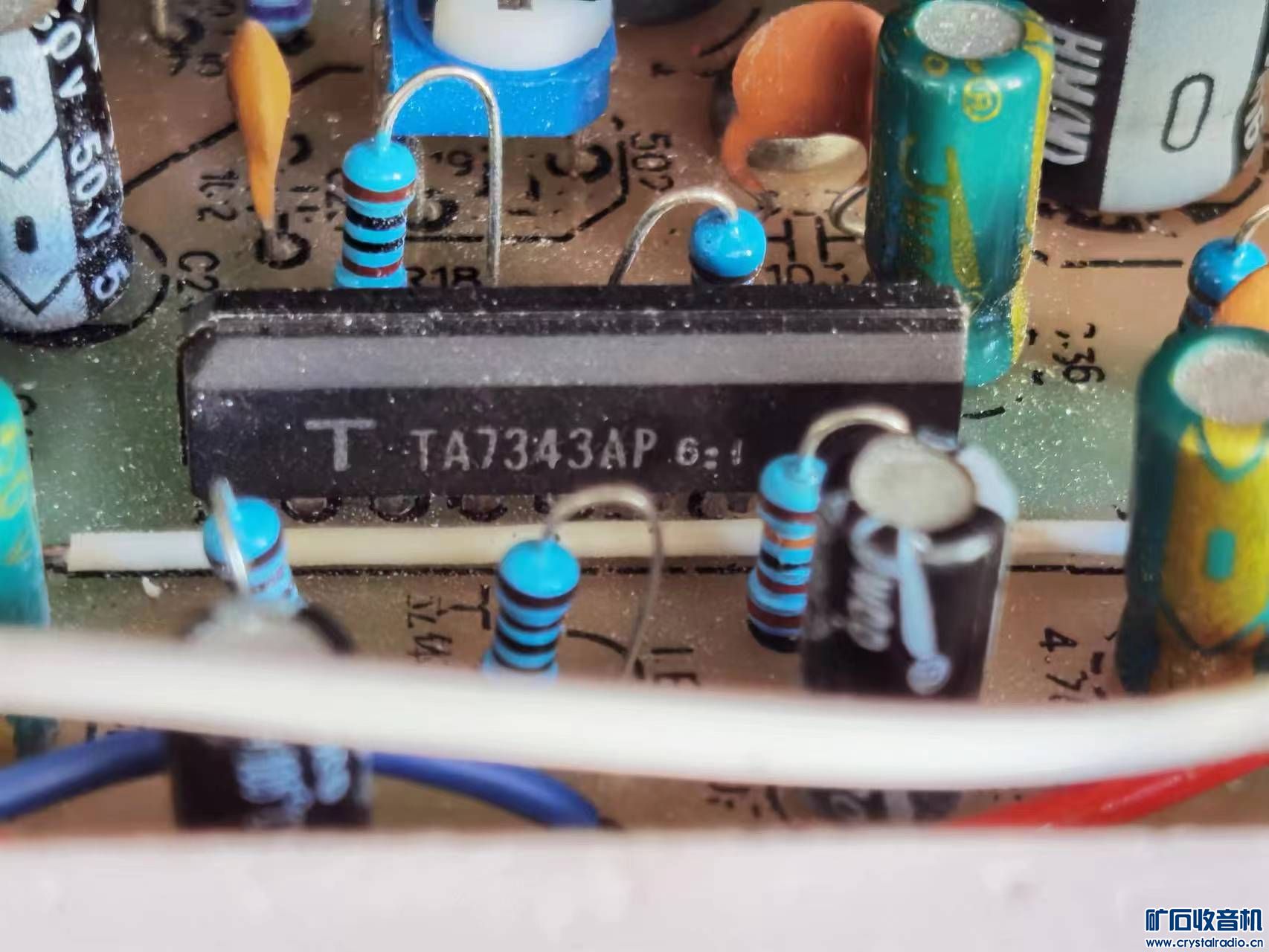 DIY复古收音机一台 - 〓晶体管与集成〓 - 矿石收音机论坛 - Powered by Discuz!