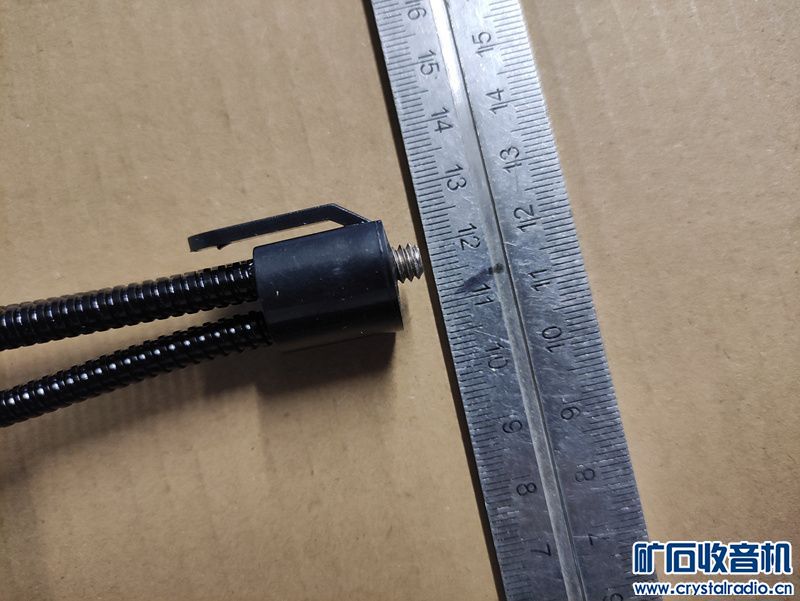 114126g599kner585985ub.jpg