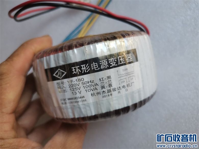 195329pk81v3mg21zedkvp.jpg
