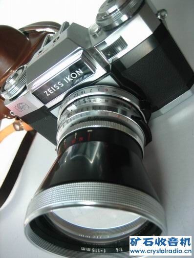 ZEISS IKON 135机械相机体现了50年代工业发