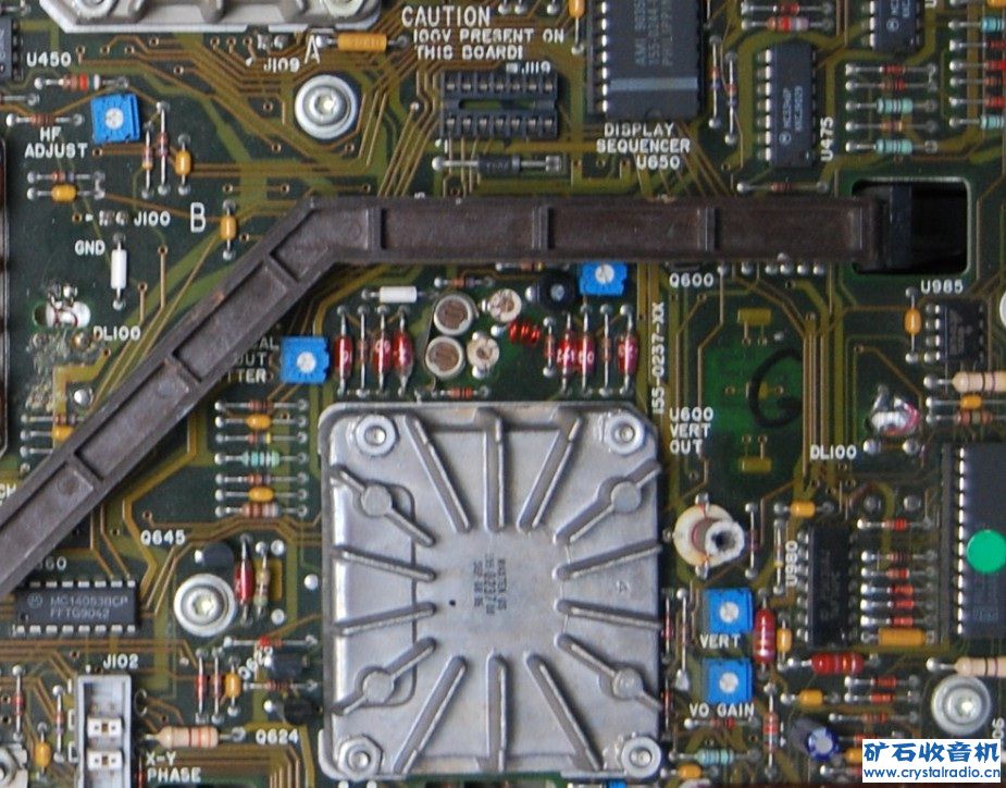 Tektronix 2465B delay network (DL100).jpg