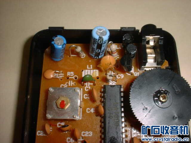 radio08.jpg